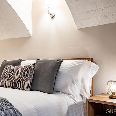 Host & Stay - Shaw Street Basement Worcester Esterno foto
