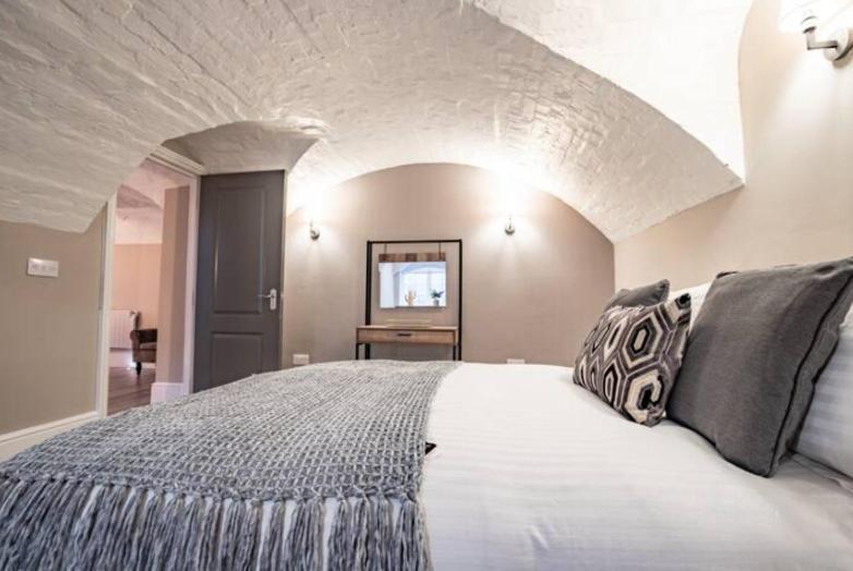 Host & Stay - Shaw Street Basement Worcester Esterno foto